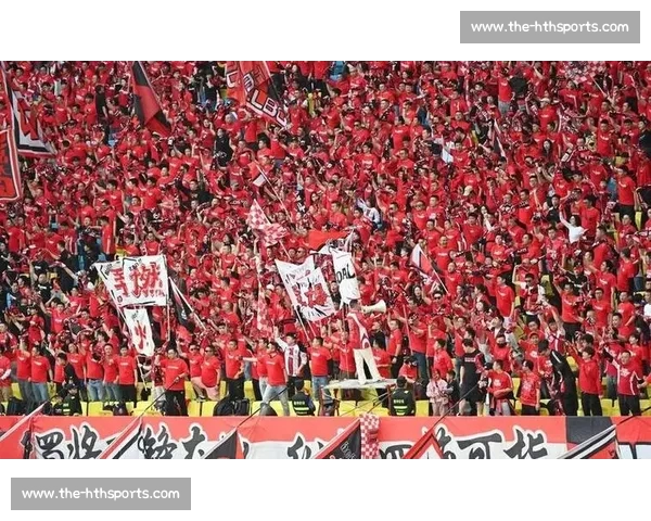 恩怨重逢！梭鱼湾球迷赛前另类 “问候” 前恒大门将霍深坪