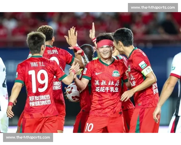 河南队严正回应成都球迷恶意侮辱：喷涂脏话、亵渎足球文化