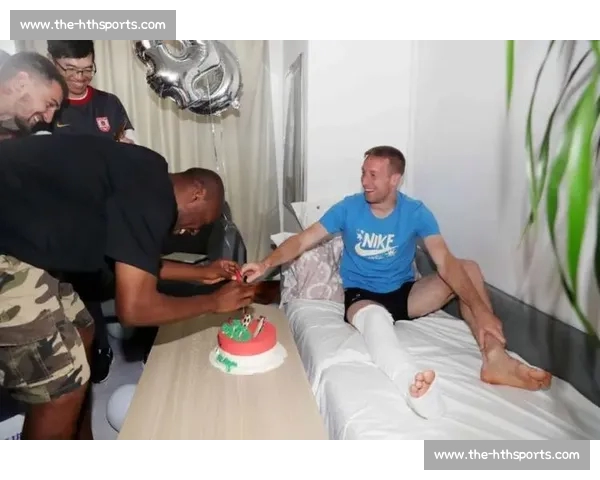 贝里奇赛季报销，苏帅率队暖心庆生送祝福